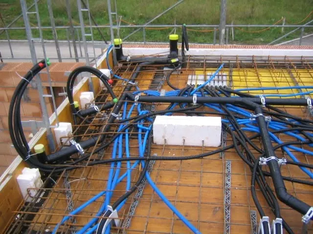 Attentes sanitaires avant bétonnage — H&G Beuchat SA, St-Ursanne